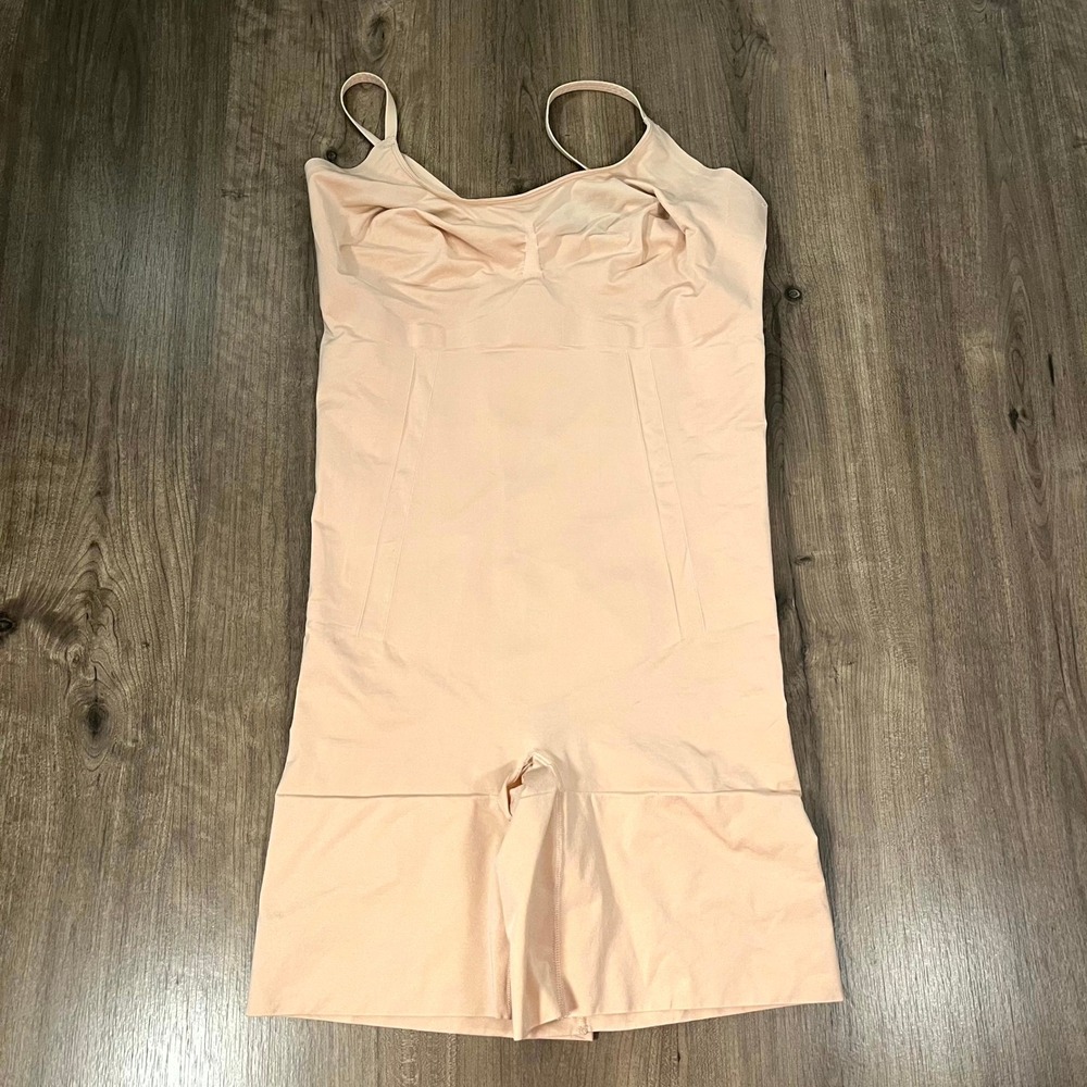 Spanx Bodysuit Shapewear Mid Thigh Shorts Oncore Nude Beige Plus Size 1X